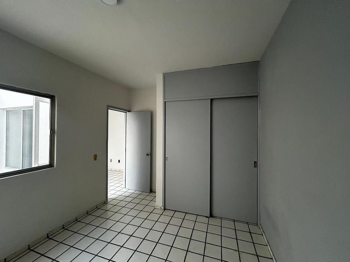 Casa En Venta En El Colli Urbano A Media Cuadra De Av. Patria
