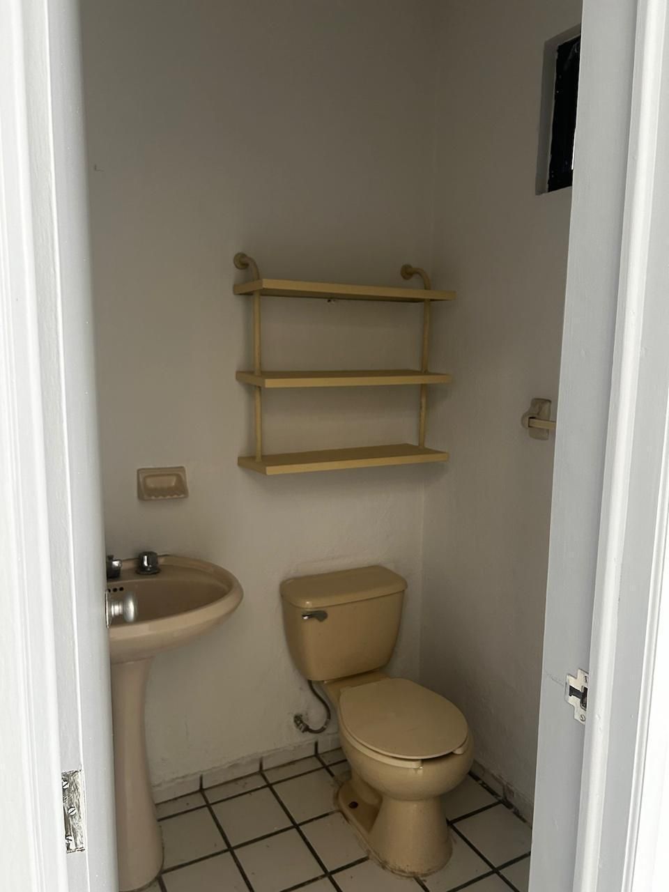 Casa En Venta En El Colli Urbano A Media Cuadra De Av. Patria