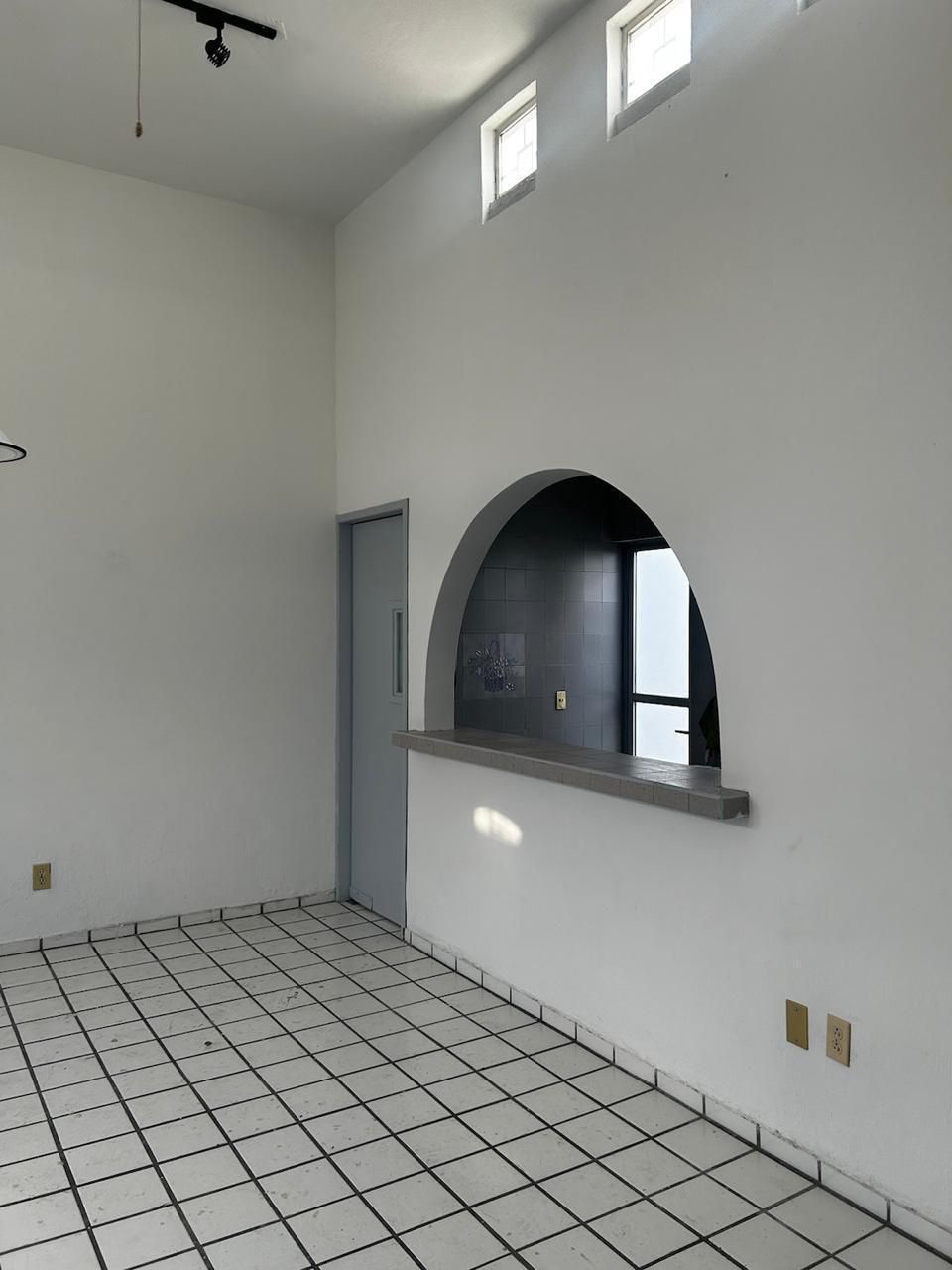 Casa En Venta En El Colli Urbano A Media Cuadra De Av. Patria