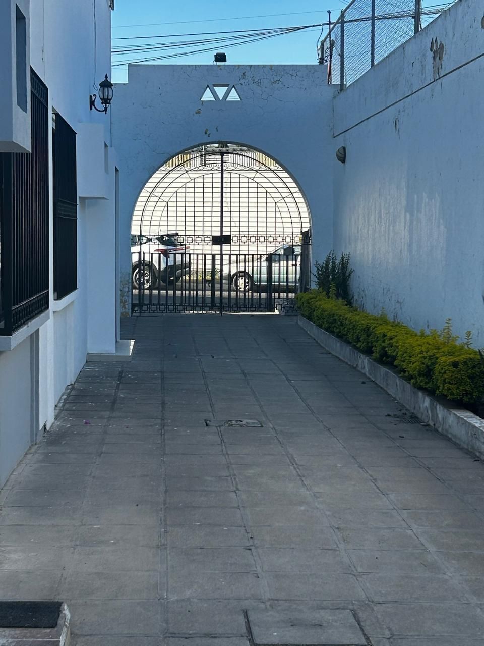 Casa En Venta En El Colli Urbano A Media Cuadra De Av. Patria