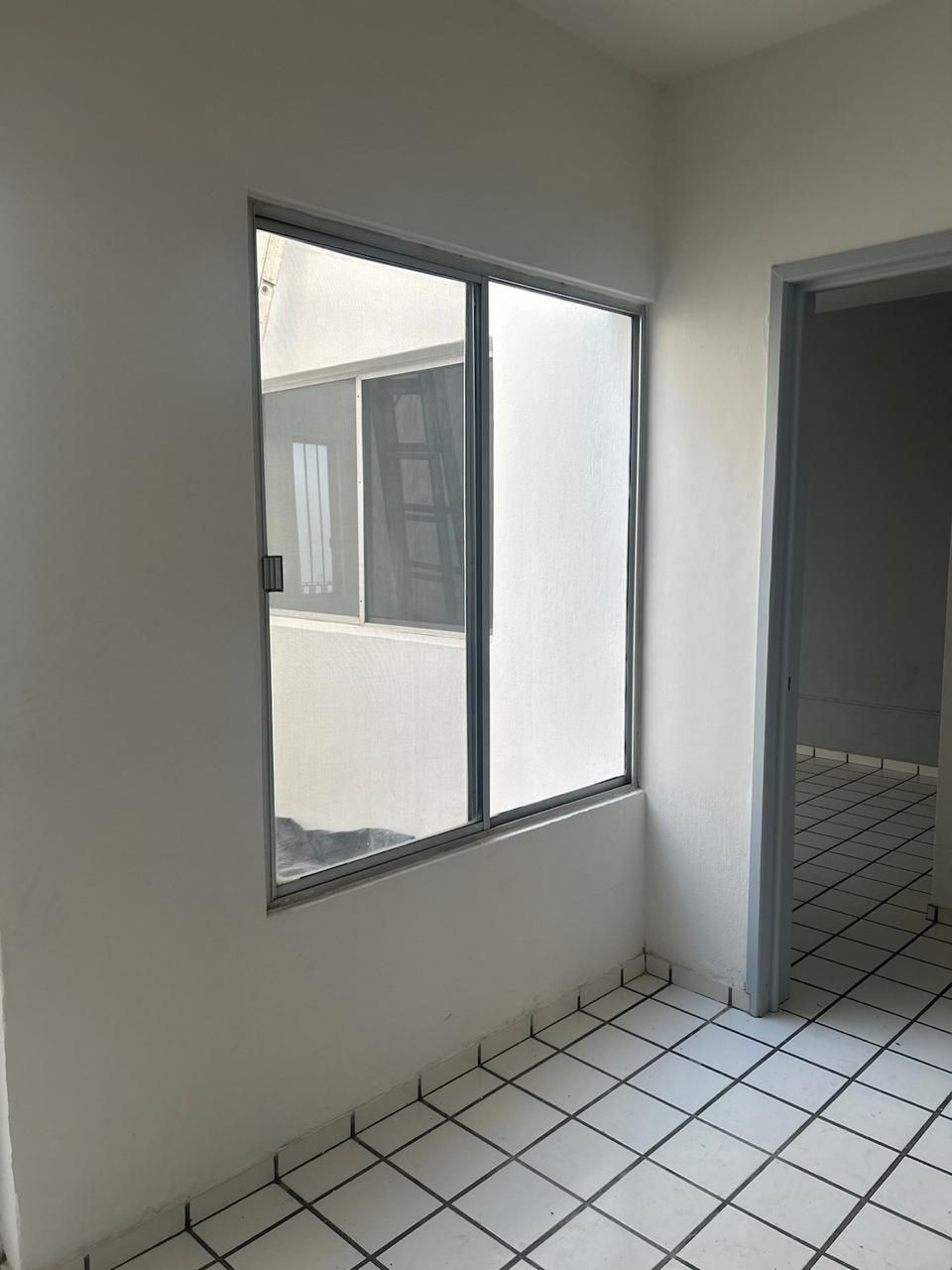 Casa En Venta En El Colli Urbano A Media Cuadra De Av. Patria