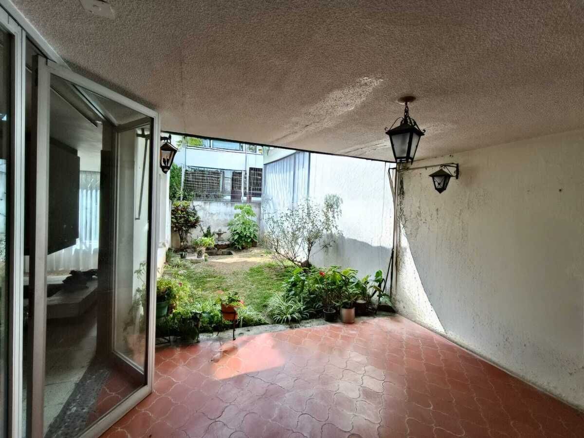 Casa En Venta En Vallarta Norte A Una Cuadra De Av. México.