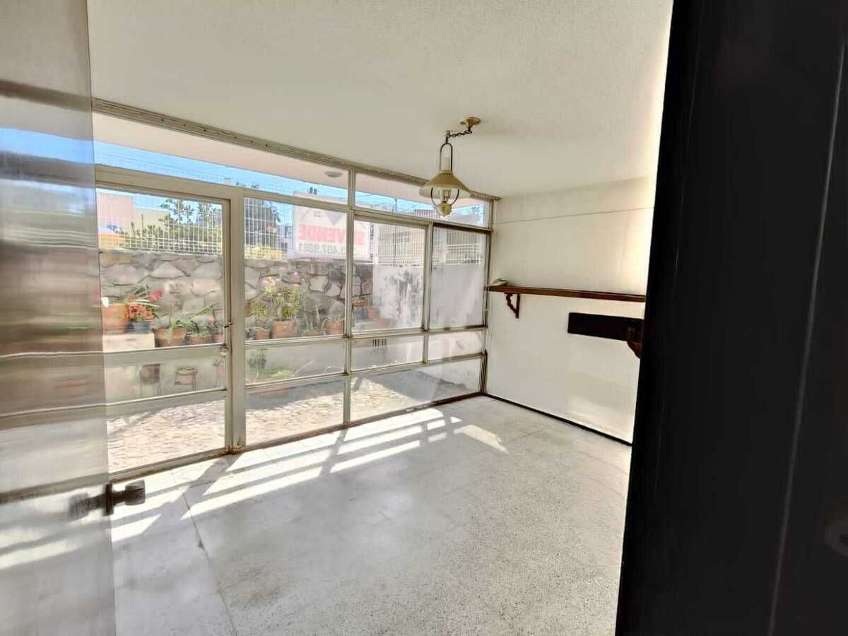 Casa En Venta En Vallarta Norte A Una Cuadra De Av. México.