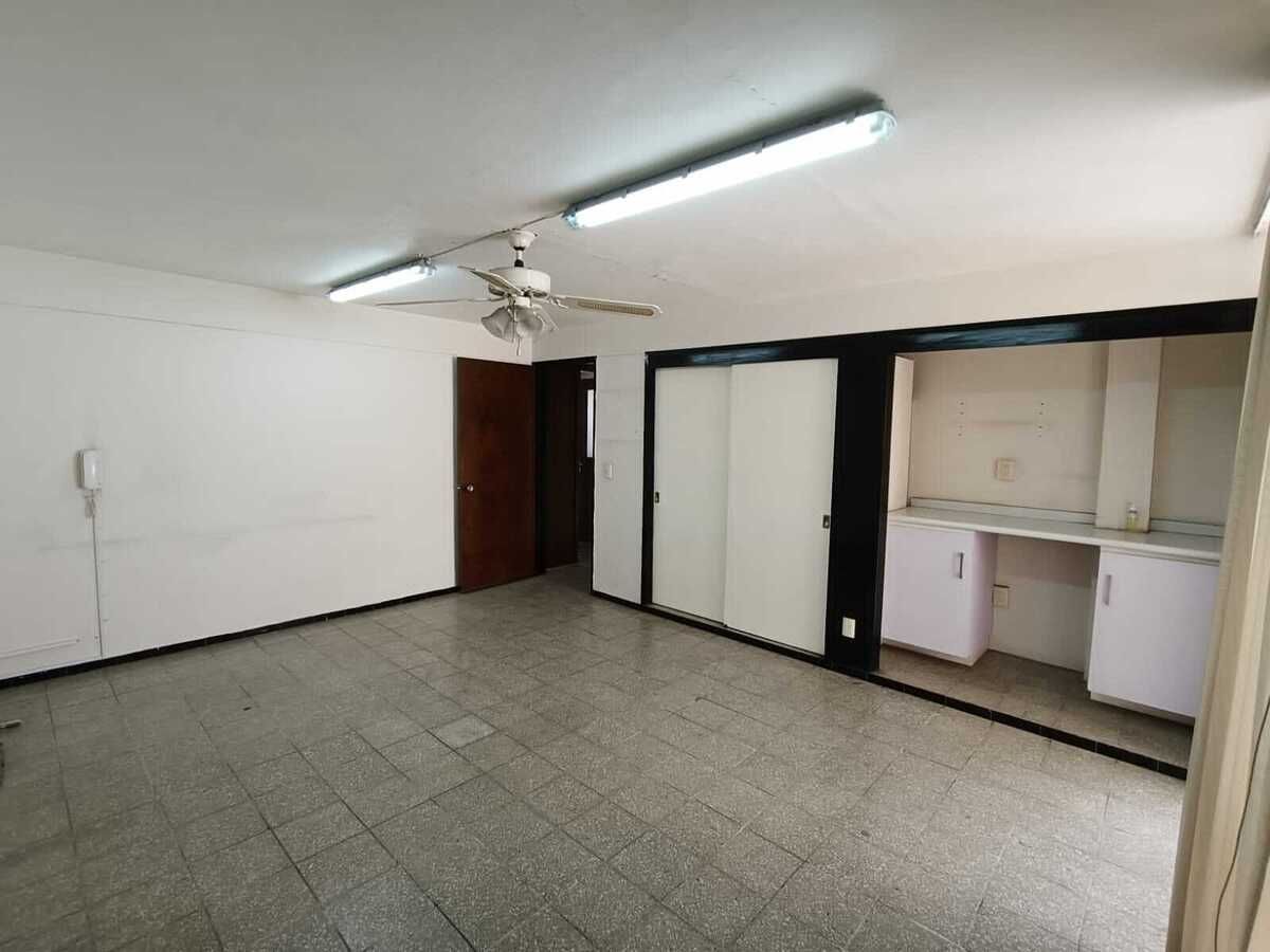Casa En Venta En Vallarta Norte A Una Cuadra De Av. México.