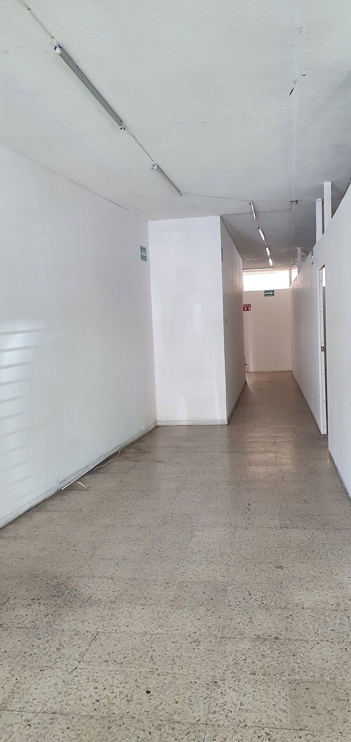 Edificio En Venta Excelente Ubicacion Centro, Uso Comercial Sobre Av. Hidalgo.