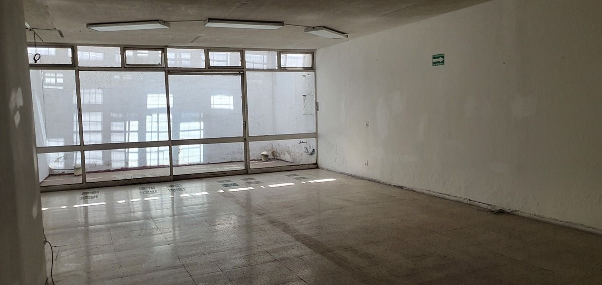Edificio En Venta Excelente Ubicacion Centro, Uso Comercial Sobre Av. Hidalgo.