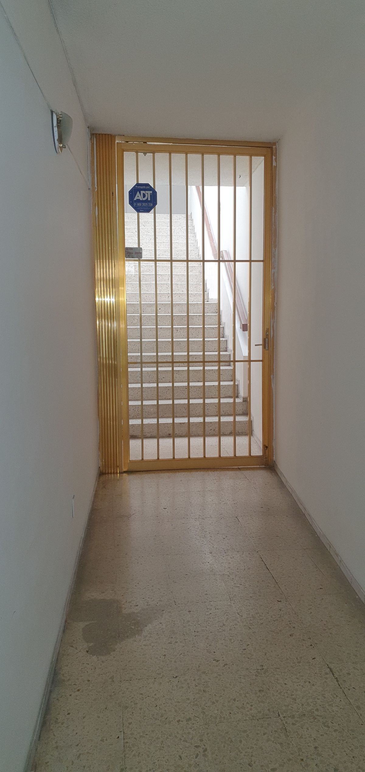 Edificio En Venta Excelente Ubicacion Centro, Uso Comercial Sobre Av. Hidalgo.