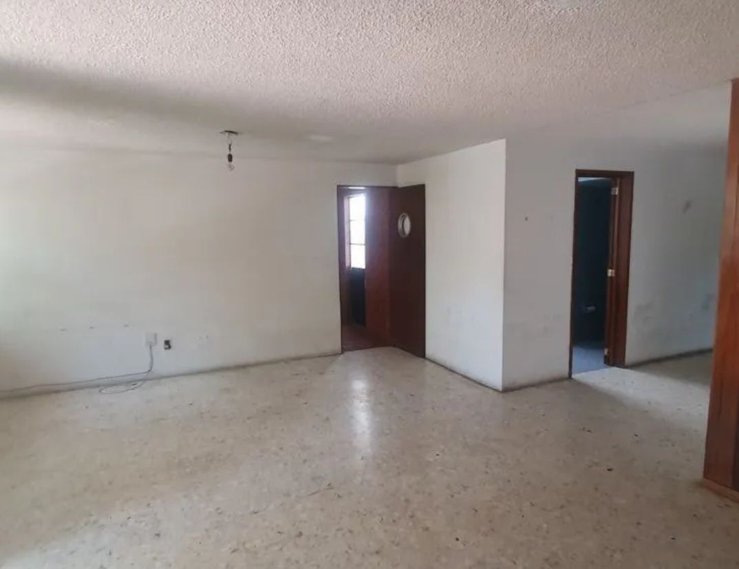 Casa En Venta En Esquina Enrique Diaz De Leon Y Manuel De Mimbela J Del Country