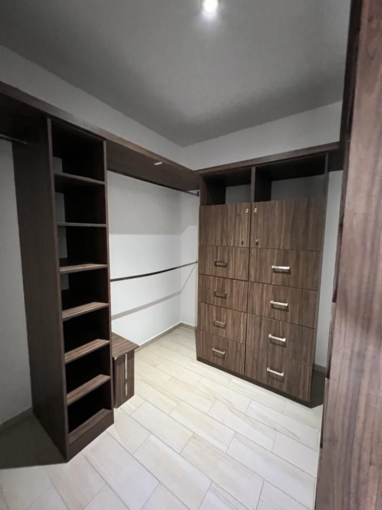 Oportunidad Casa En Venta En Casa Fuerte Condominio Baluarte