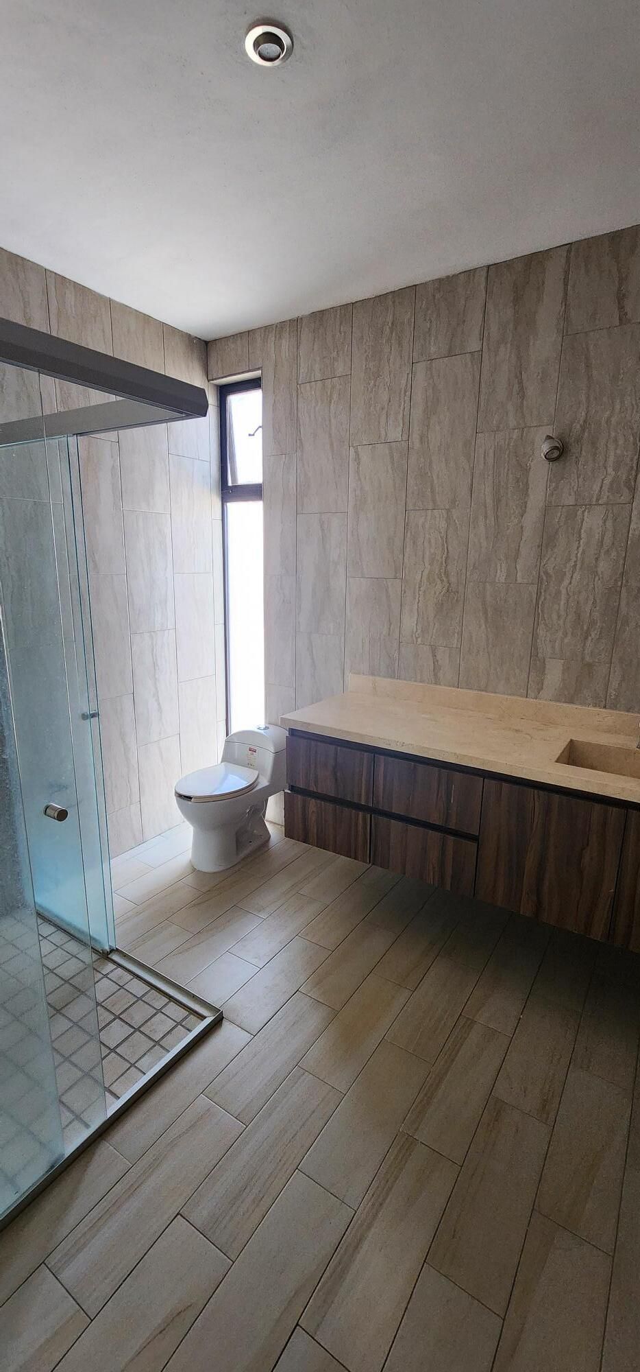 Oportunidad Casa En Venta En Casa Fuerte Condominio Baluarte