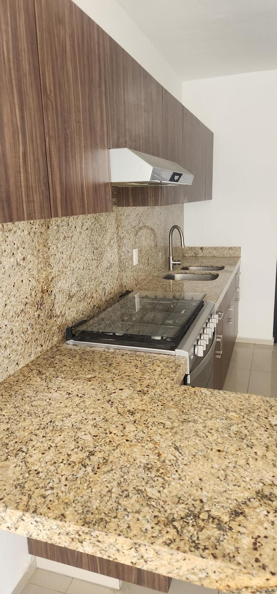 Oportunidad Casa En Venta En Casa Fuerte Condominio Baluarte
