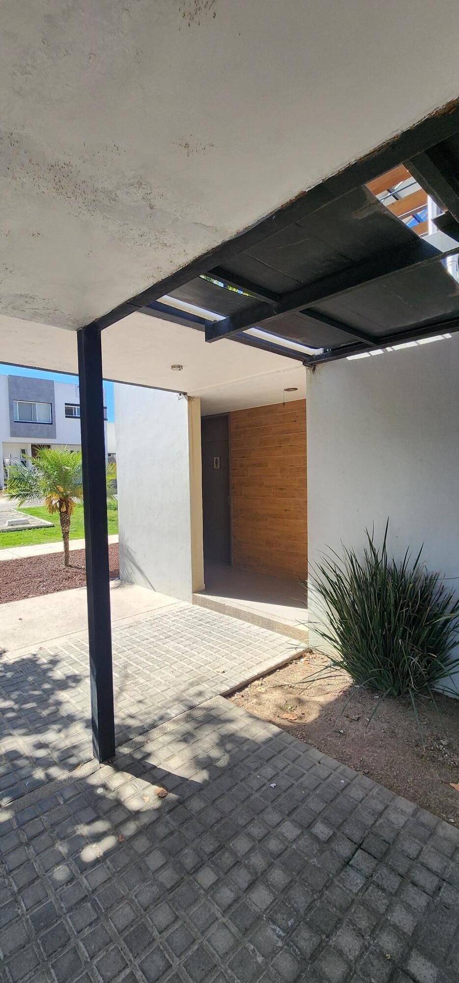 Oportunidad Casa En Venta En Casa Fuerte Condominio Baluarte