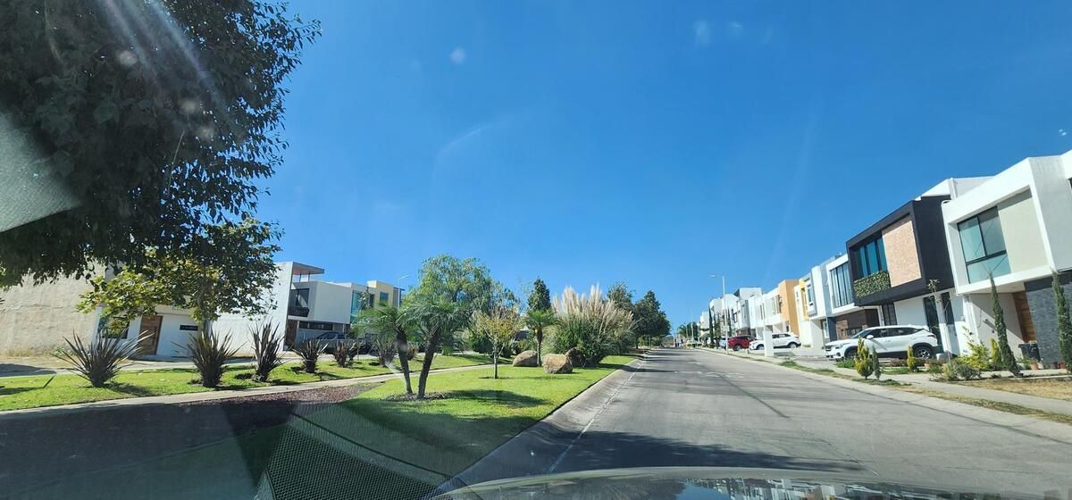 Oportunidad Casa En Venta En Casa Fuerte Condominio Baluarte