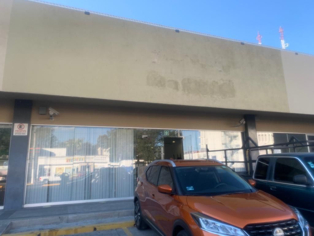 Local Comercial En Renta En Av. Americas En Altamira
