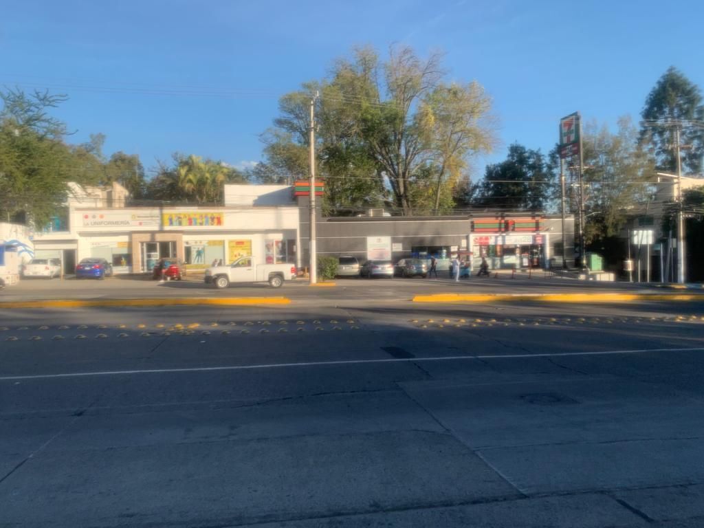 Local Comercial En Renta En Av. Americas En Altamira