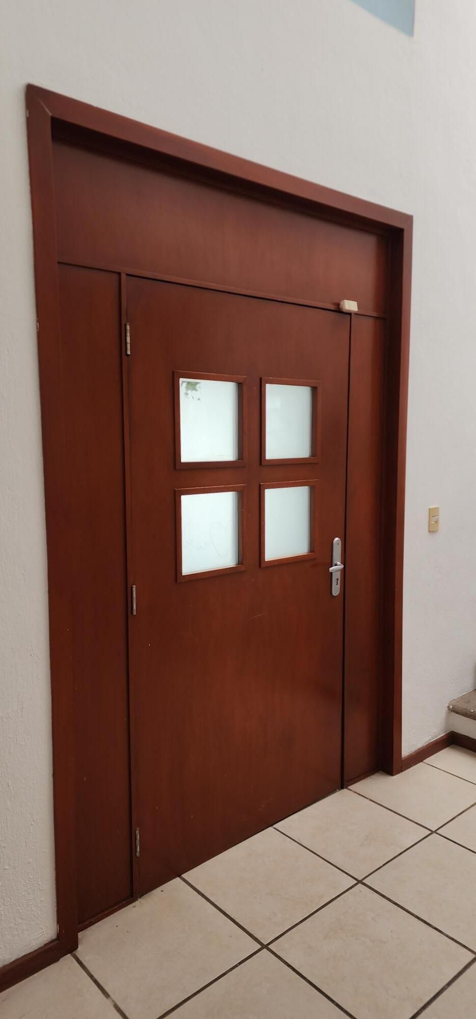 Excelente Residencia En Venta  En Jardín Real, Coto Paseo De La Reina