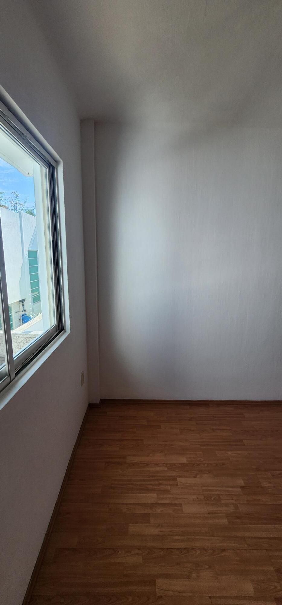 Excelente Residencia En Venta  En Jardín Real, Coto Paseo De La Reina