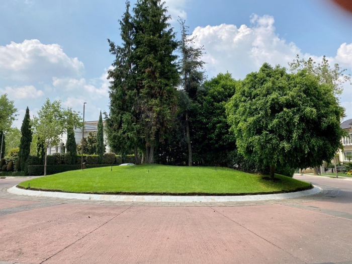 Venta Terreno en Privada en Bosques de las Lomas