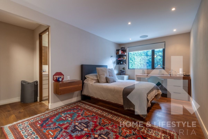 Venta y Renta Casa en Bosques de las Lomas