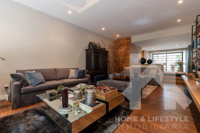 Venta y Renta Casa en Bosques de las Lomas