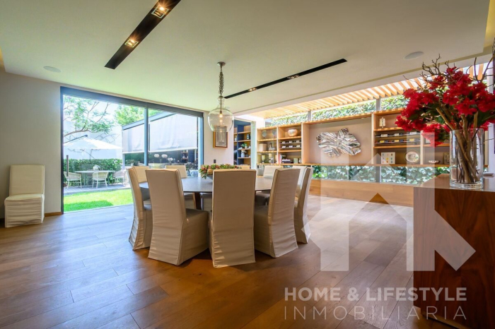 Venta Casa en Bosques de las Lomas