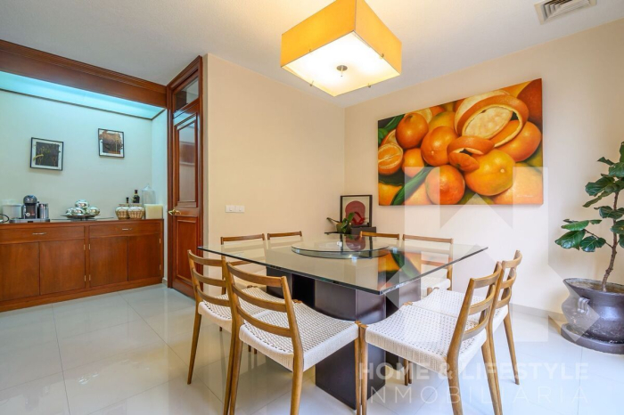 Venta Casa en Bosques de las Lomas