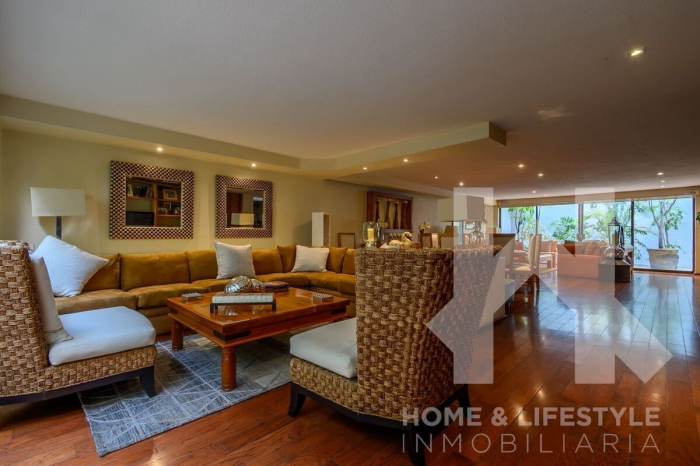 Venta Casa en Bosques de las Lomas