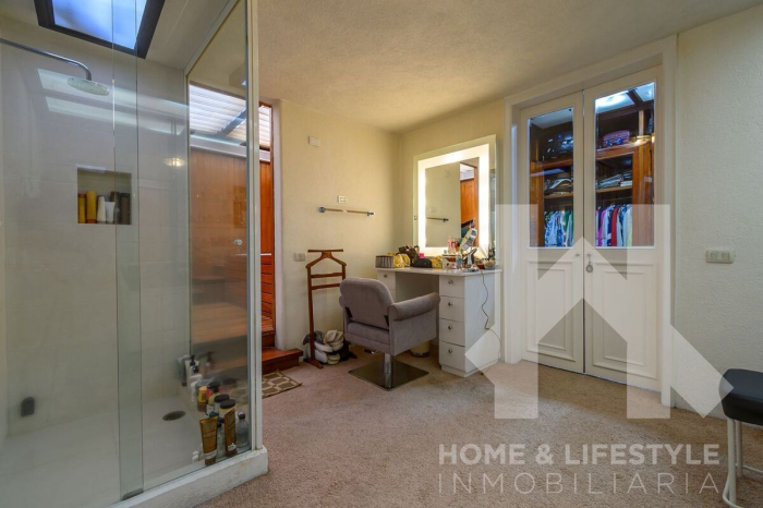 Venta Casa en Bosques de las Lomas