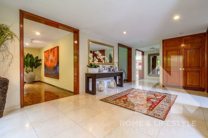 Venta Casa en Bosques de las Lomas