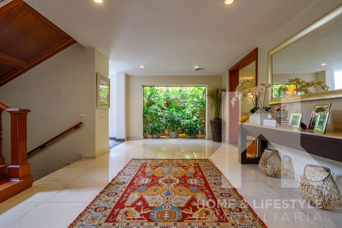 Venta Casa en Bosques de las Lomas