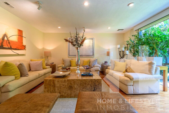 Venta Casa en Bosques de las Lomas