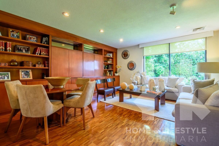 Venta Casa en Bosques de las Lomas