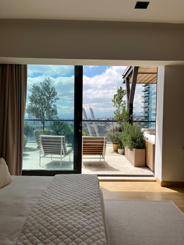 Venta Departamento en Residencial Bosques de las Lomas