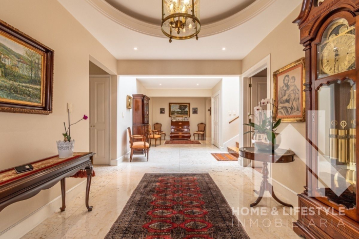 venta magnífica casa en privada en lomas de vista hermosa
