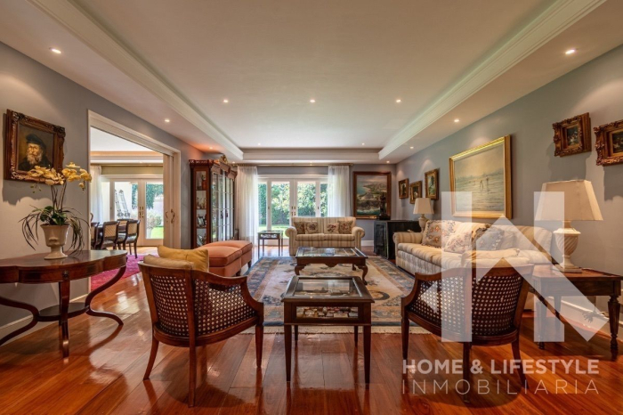 venta magnífica casa en privada en lomas de vista hermosa