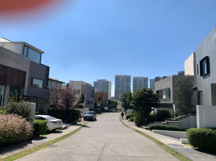 venta de casa en cumbres de santa fe
