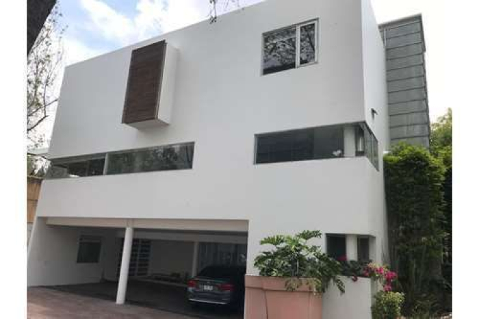 venta casa en privada en bosques de las lomas