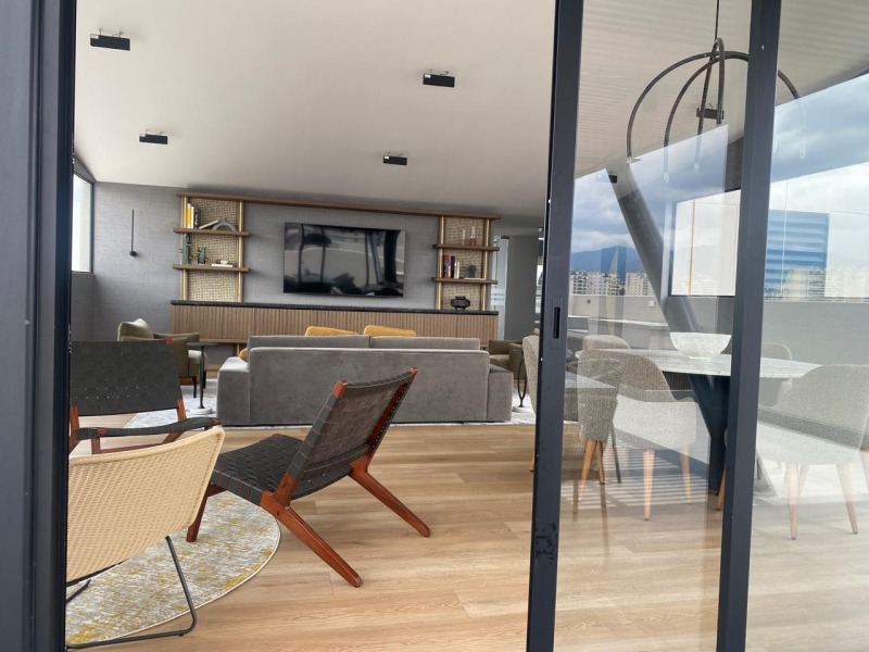 Departamento En Venta Bosques De Las Lomas Con Balcón