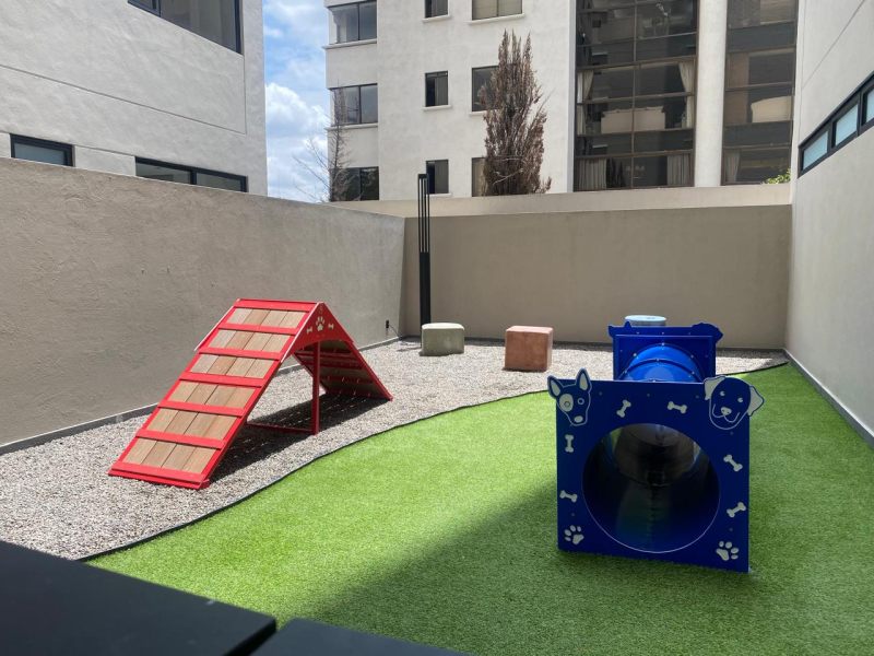 Departamento En Venta Bosques De Las Lomas Con Balcón