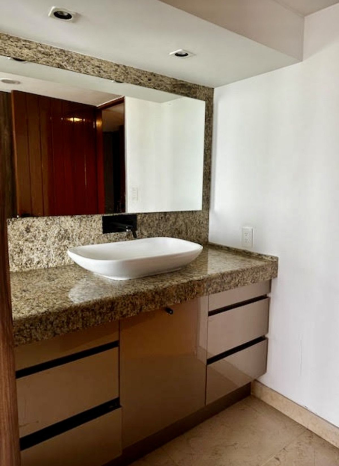 muy buen departamento en renta frente al parque lincoln