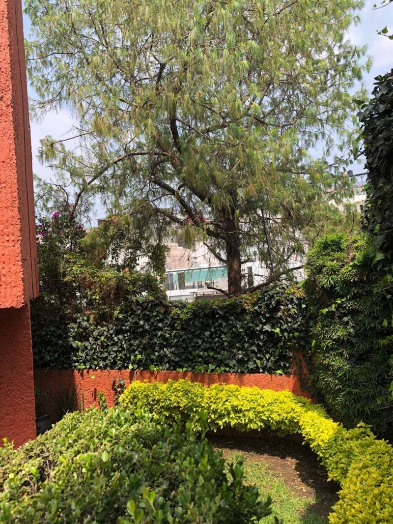 Casa En Venta Lomas De Tecamachalco En Privada.