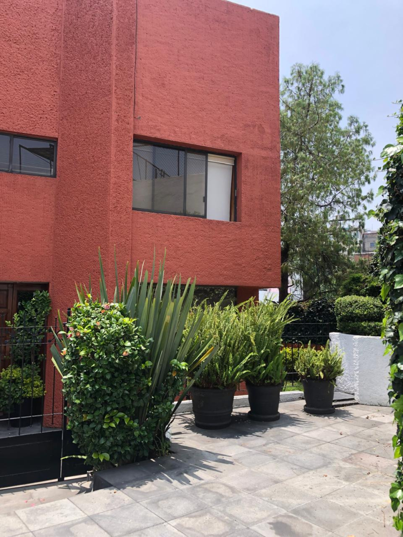 Casa En Venta Lomas De Tecamachalco En Privada.