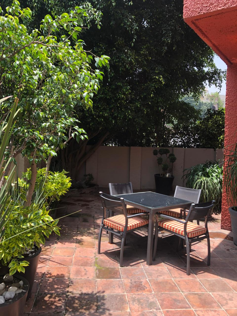 Casa En Venta Lomas De Tecamachalco En Privada.
