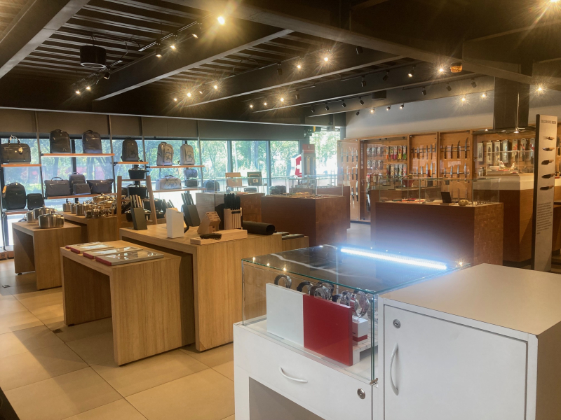 Local Comercial En Renta En Av. Universidad