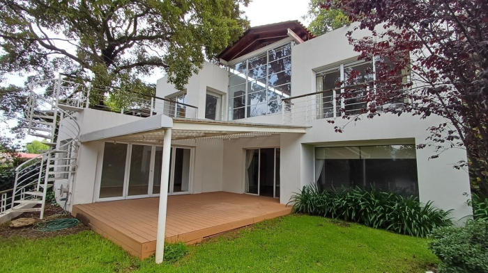 La Cañada, Cuajimalpa. Venta Casa En Condominio, 3 Recámaras $12,000,000 MN