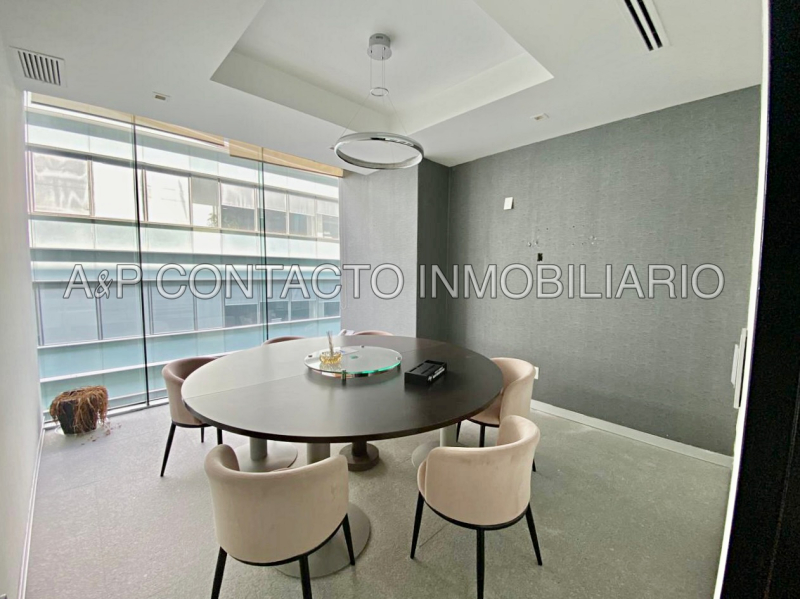 OFICINAS EN RENTA EN BOSQUES DE LAS LOMAS OPCIONES 110 a 131 m²  RADIATAS