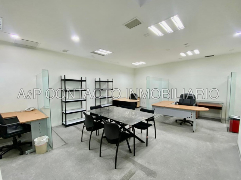 OFICINAS EN RENTA EN BOSQUES DE LAS LOMAS OPCIONES 110 a 131 m²  RADIATAS