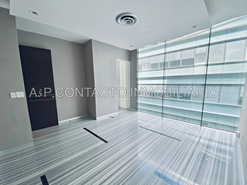 OFICINAS EN RENTA EN BOSQUES DE LAS LOMAS OPCIONES 110 a 131 m²  RADIATAS