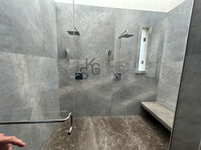 Venta de Hermosa Casa en Interlomas, Huixquilucan