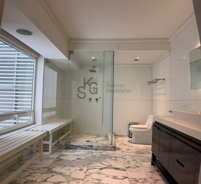 SE RENTA �?? DEPARTAMENTO AMUEBLADO EN AV. SANTA FE 455  Ubicación privilegiada: A